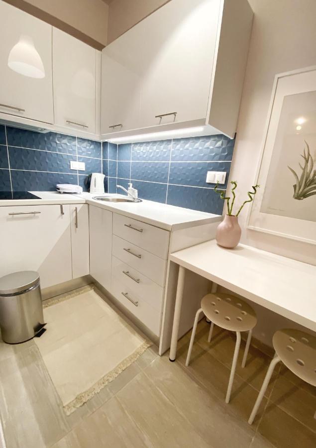 For A Genuine Athenian Homestay! Екстер'єр фото
